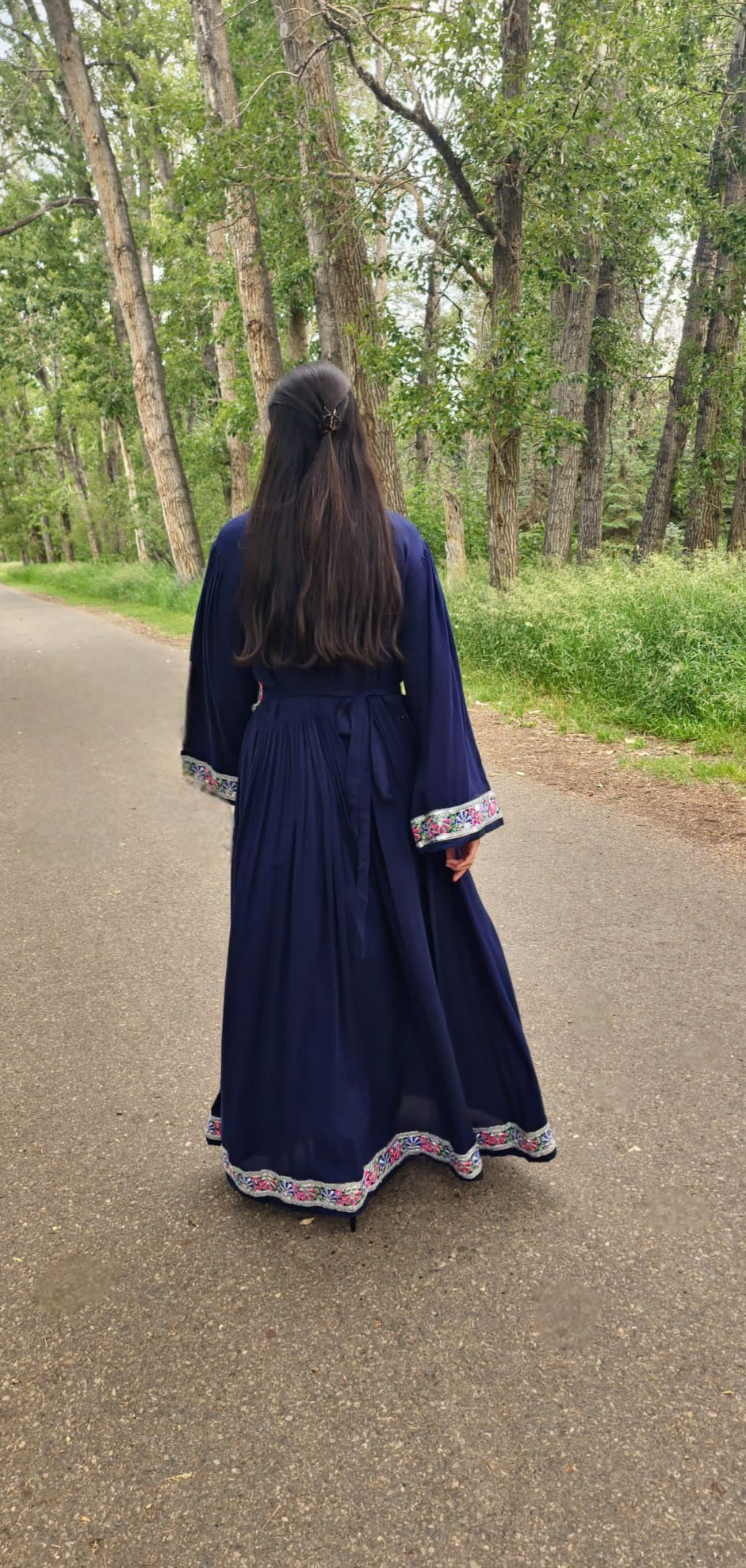 Elanur Blue